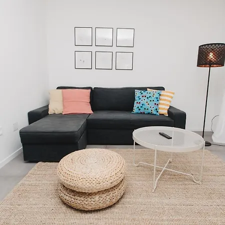 アパート 3in1 ロゴズニッツァ