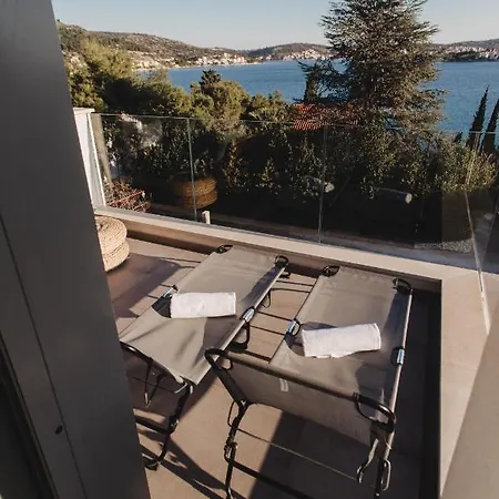 3in1 Rogoznica (Sibenik-Knin)