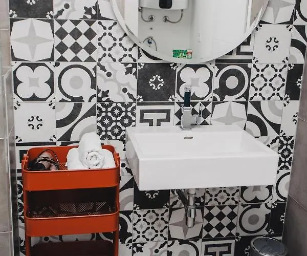 아파트 3in1 로고즈니차