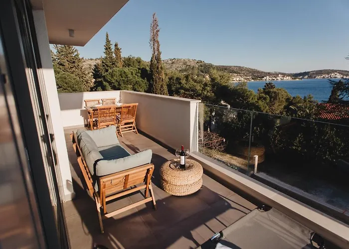 3in1 * Rogoznica (Sibenik-Knin)