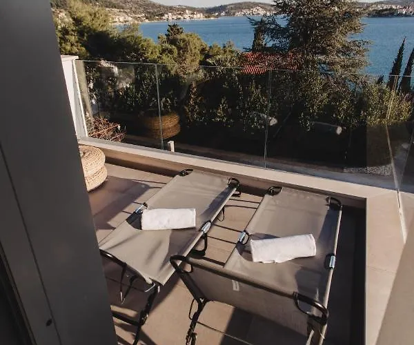 3in1 Rogoznica (Sibenik-Knin)